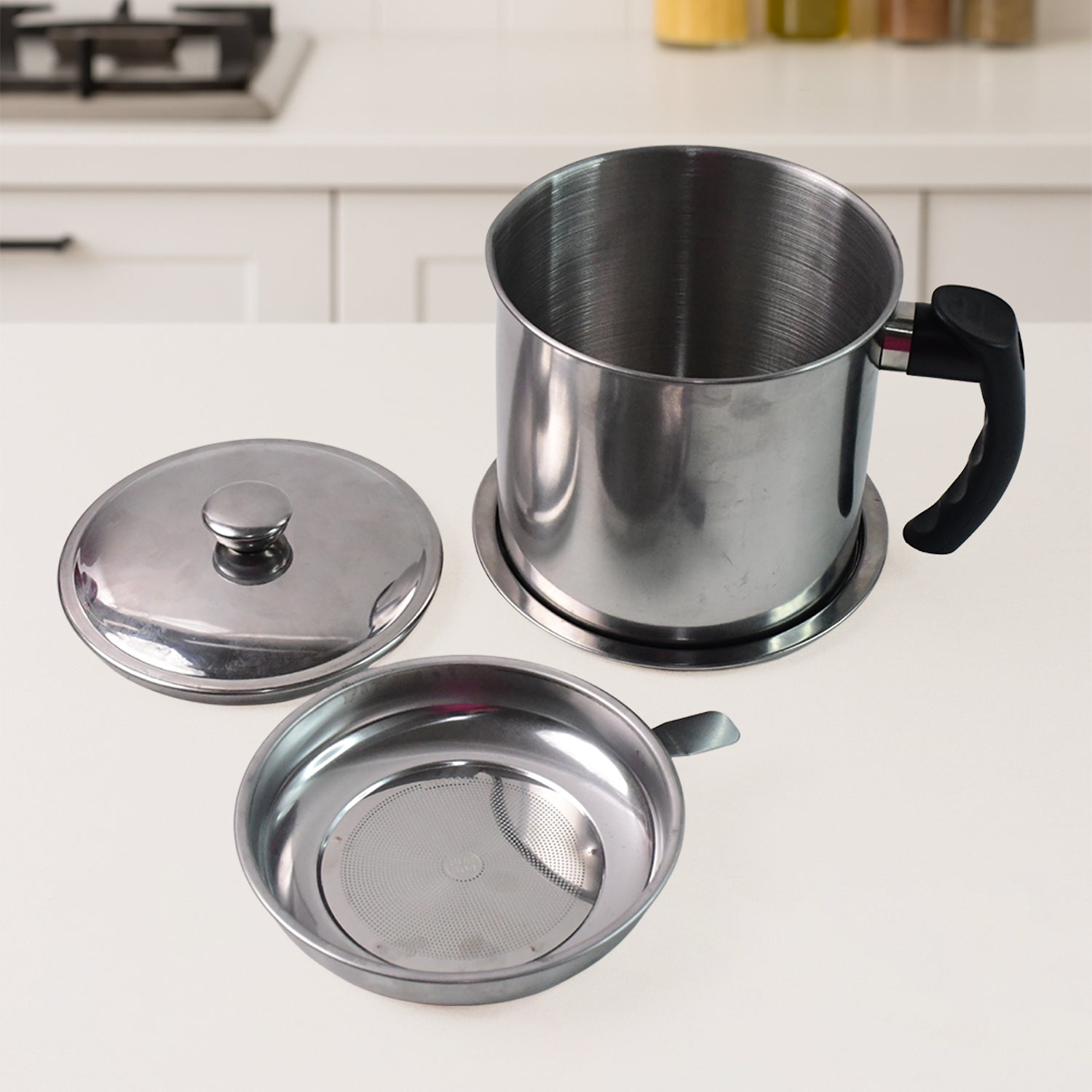 Stainless Steel Oil Strainer Pot with Lid and Filter Mesh (1 Set) Stainless Steel Oil Strainer Pot with Lid and Filter Mesh (1 Set)